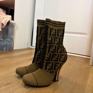 Fendi Black and Brown Ankle Boots